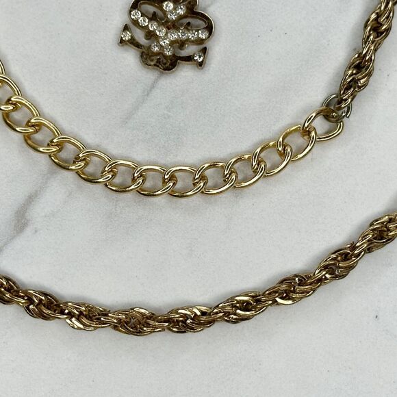 Gold Tone Chain Belt Rhinestone Charm Y2K Medium/Large (M/L) ✨ - Picture 5 of 8